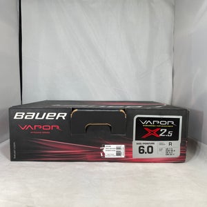 New Senior Bauer Vapor X2.5 Hockey Skates Regular Width Size 6