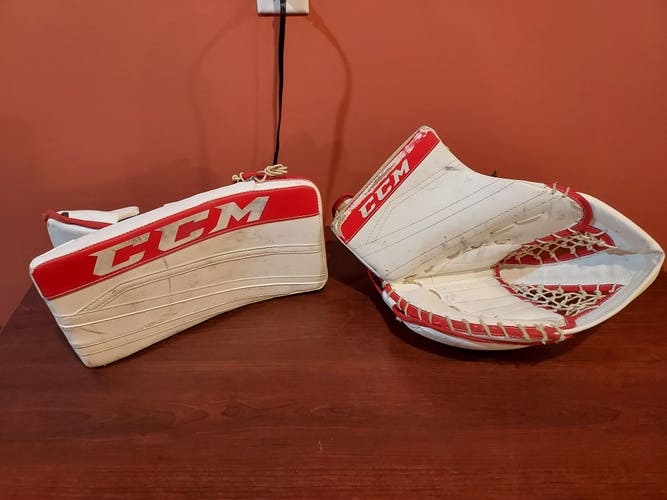 Used CCM Regular extreme flex 760 Glove 860 Blocker