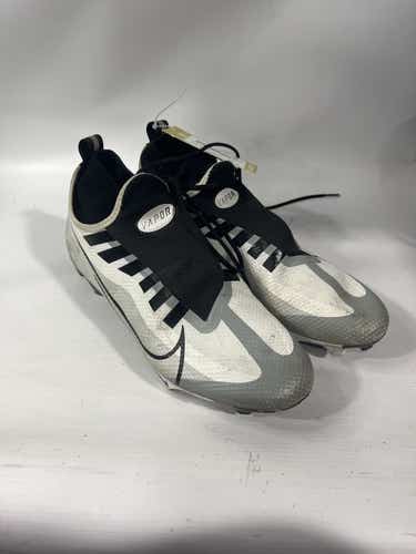 Used Nike Senior 10 Football Cleats