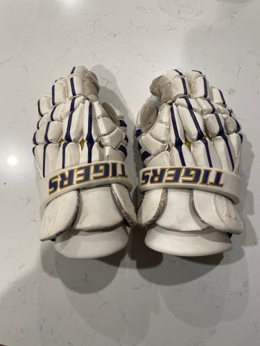 Used Player's Warrior 13" Regulator 2 Lacrosse Gloves