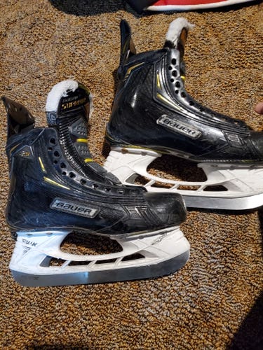 Junior Used Bauer Supreme 2S Pro Hockey Skates D&R (Regular) 4.5