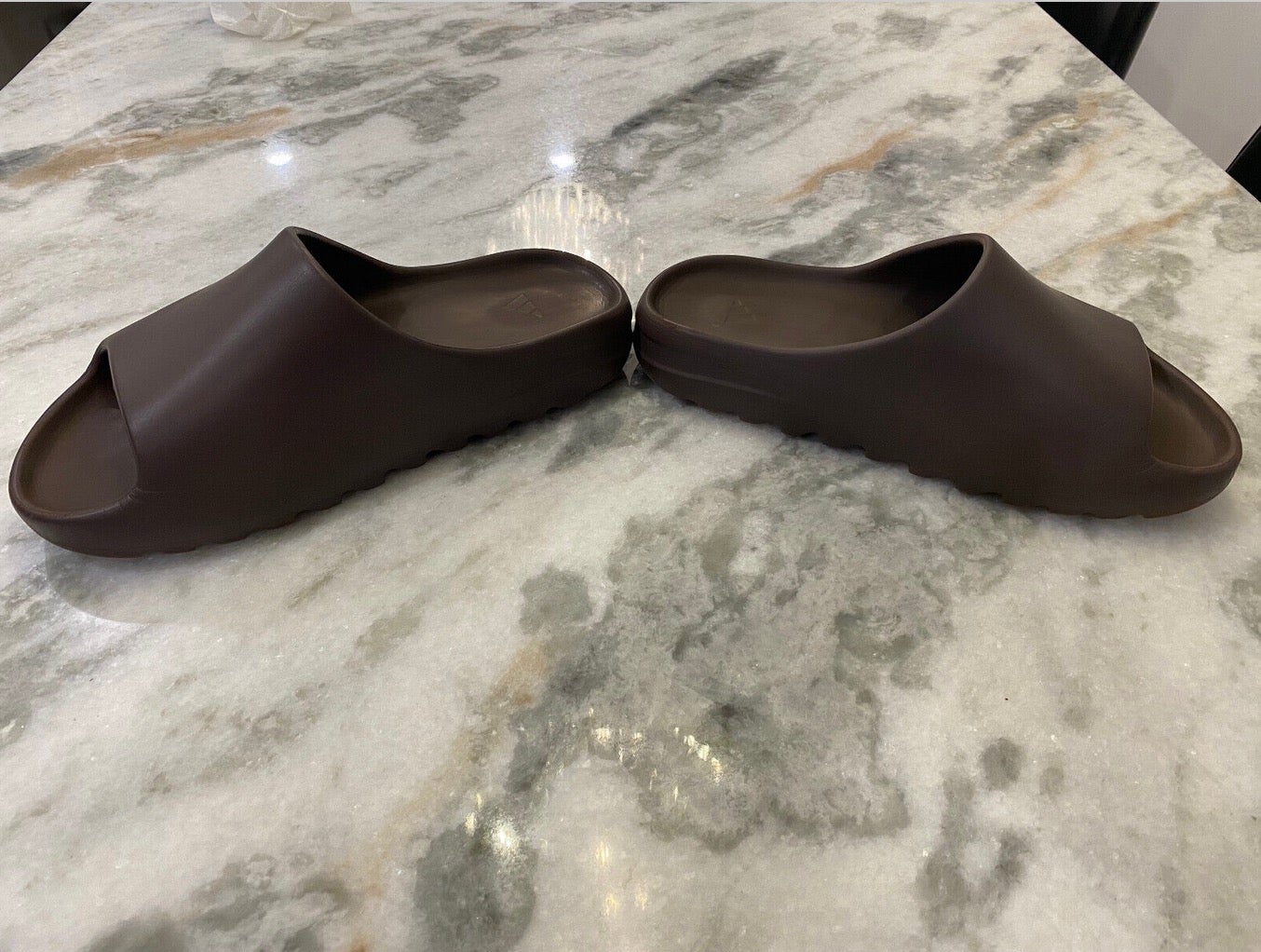 adidas yeezy slide soot men's stores