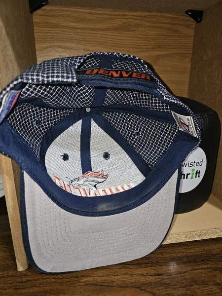 Vintage Denver Broncos Hat Cap StrapBack Pro Line Logo  display picture 1