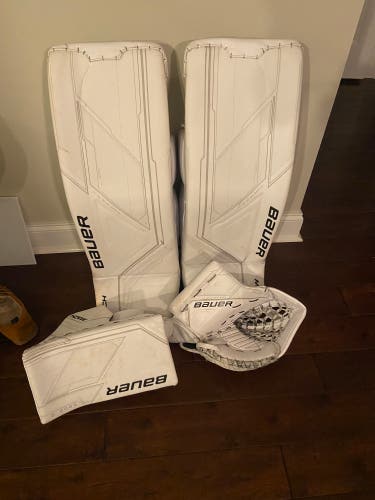 34 Inch Bauer Mach Full Set White (MINT)