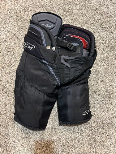 Junior Medium CCM  Vector Hockey Pants
