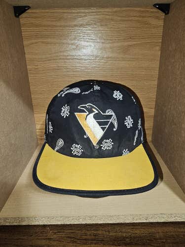 Vintage Pittsburgh Penguins NHL Starter Bandana Sports Hockey Reversible NHL Hat