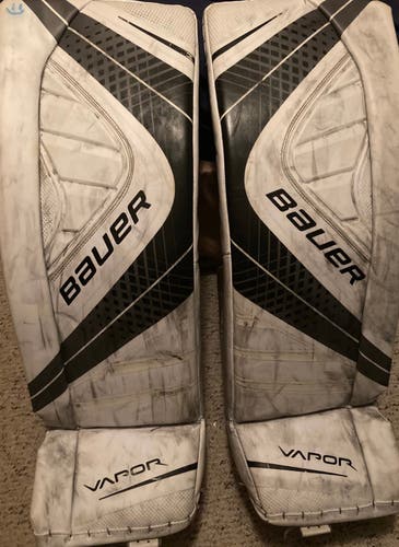35" Bauer Vapor X900 Large/35” (LOOKING TO TRADE)