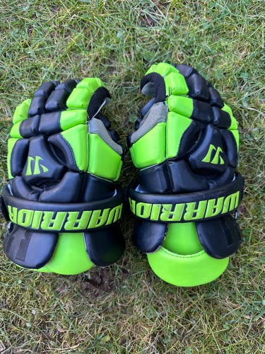 Rob Pannell Game Worn 2018 NY Lizards Gloves