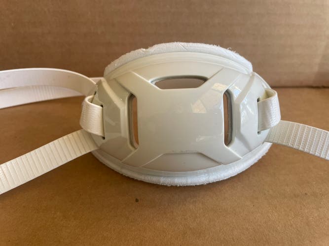 Riddell Hardcup Chinstrap for Speedflex Cam-Loc (L)- New/ used