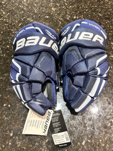 New Bauer Vapor X Pro Gloves 14" Pro Stock