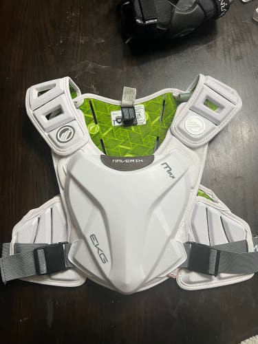 Almost NEW! 2024 Model Maverik Max EKG Speed Lacrosse Shoulder Pads- Medium