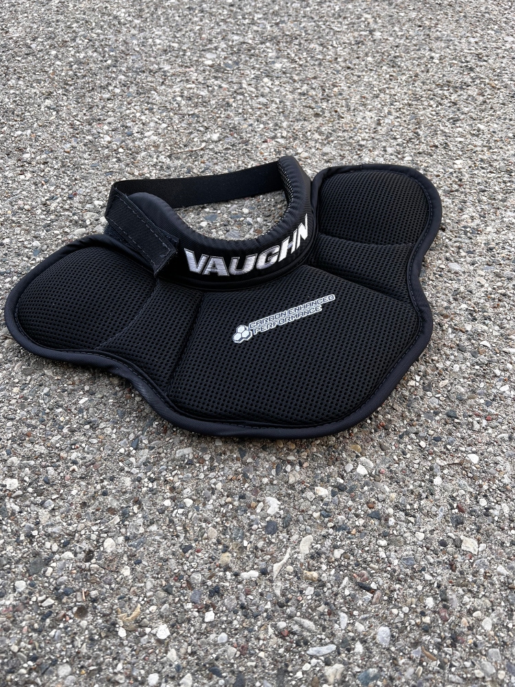 Vaughn V10 Pro Carbon Throat Collar
