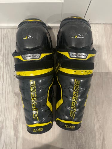 Used Bauer 13"  Supreme S29 Shin Pads
