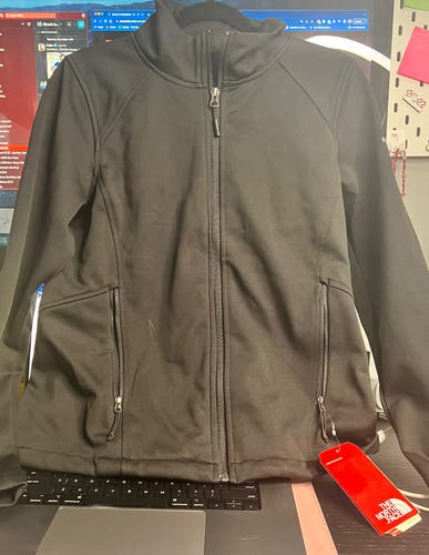 The North Face Ridgeline Soft Shell Jacket NWT