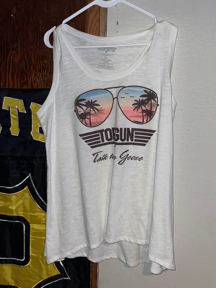 Top Gun Movie Paramount Pictures 2023 Tank Top Mens Size XL Brand New Without TG
