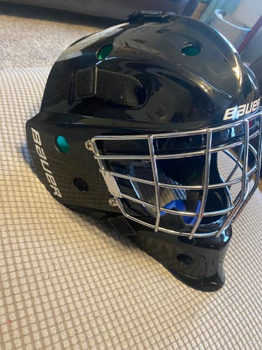 Used Junior 6 1/2 - 7 1/8 Bauer NME4 Helmet