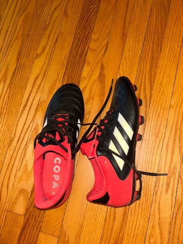 Used Size 7.0 (Women's 8.0) Adidas Cleats