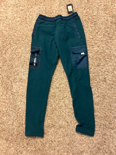 Under Armour sweatpants (size medium) brand new with tags.