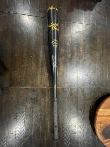 Used 2022 Easton Black Magic Bat (-8) 22 oz 30" USSSA