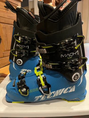 Unisex All Mountain Stiff Flex Mach 1 Ski Boots