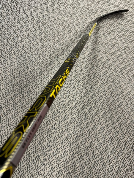 CCM  Tacks AS-V P29 curve 65 flex left hand stick