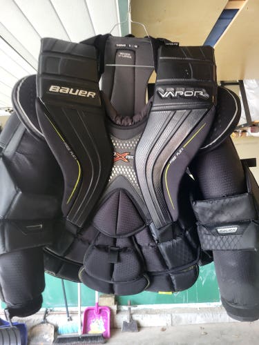 Bauer Vapor 2X Pro Goalie Chest Protector
