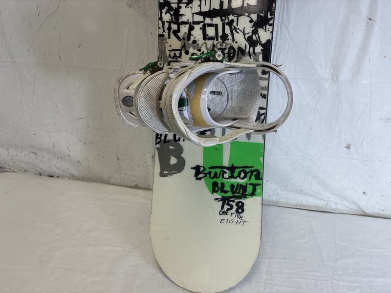 burton blunt snowboard 2006 Used Burton Blunt 158 Cm Men's Snowboard W Lg Burton Cartel Bindings
