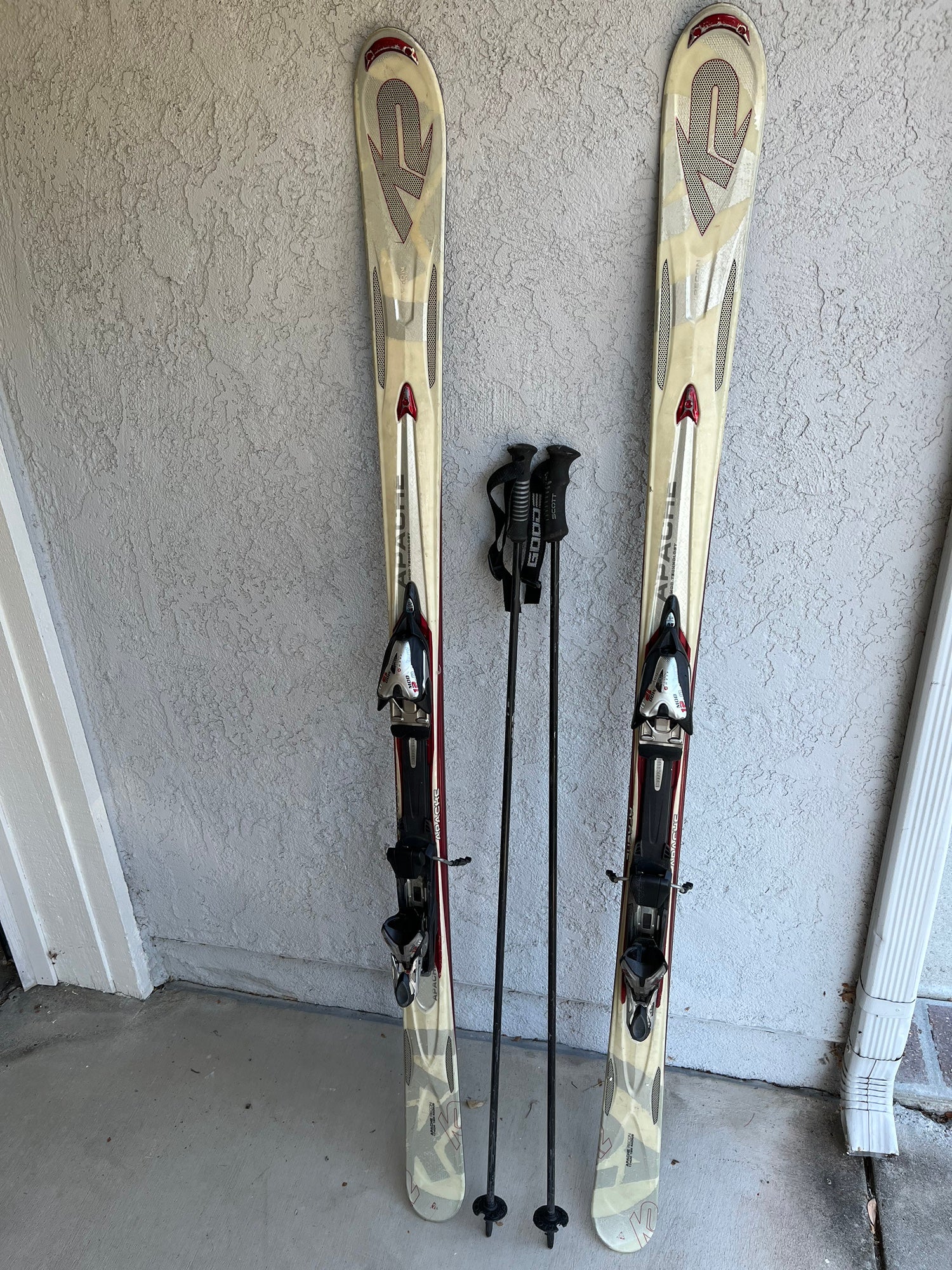 K2 Apache Recon 170 cm. All Mountain Skis with Marker MX 12.0 