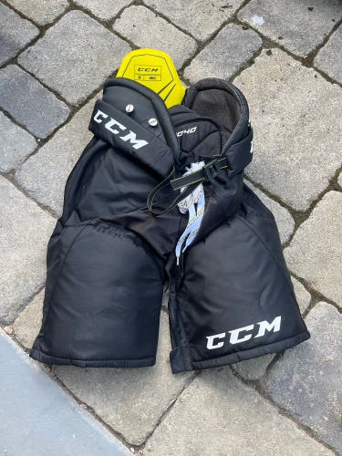 Senior Small CCM Tacks 9040 Hockey Pants