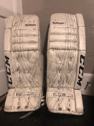 34" CCM Extreme Flex 500 Goalie Leg Pads