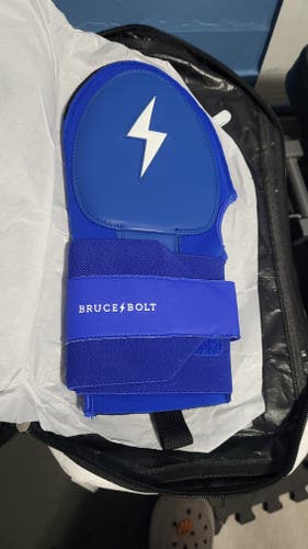 New Bruce Bolt Adult Sliding Mitt