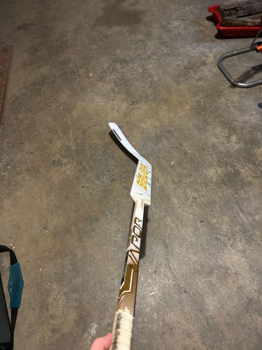Senior Regular 25" Bauer Hyperlite Goalie Stick