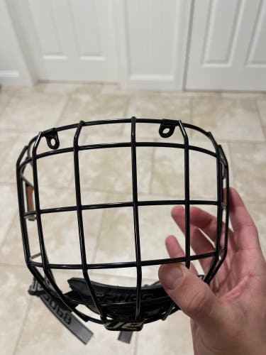 Bauer Full Cage RBE IV YTH