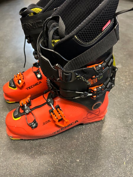 Men s Used Tecnica Alpine Touring Zero G tour pro Ski Boots Stiff