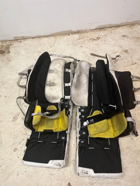 36" Bauer  S190 Goalie Leg Pads