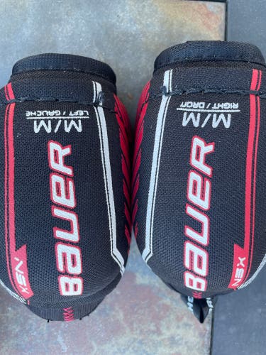 Used Medium Bauer NSX Elbow Pads