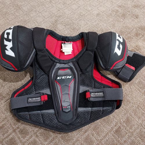 Junior Used Medium CCM Jetspeed Ft370 Shoulder Pads