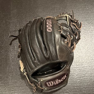 Used Wilson A2000 Infield 11.5" Baseball Glove