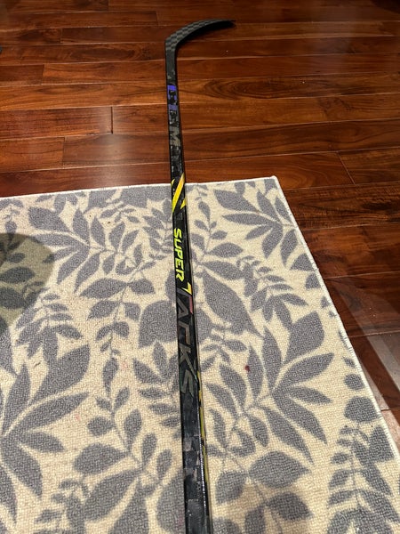 Senior LH 85 Flex P29 Super Tacks AS4 Pro Hockey Stick