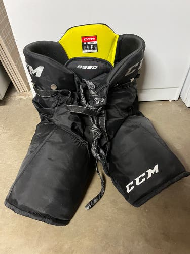 CCM TACKS 9550 Ice Hockey Pants - Size Senior Large