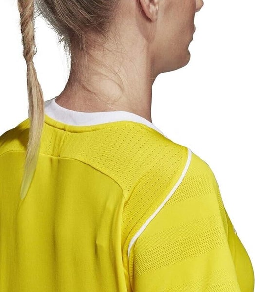 Adidas Adult Womens Tiro 17 Size XSmall Yellow White Soccer Jersey NWT $40