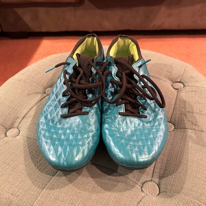 Green Men's Molded Cleats Nike Tiempo legend Cleats (Men’s 8.5)