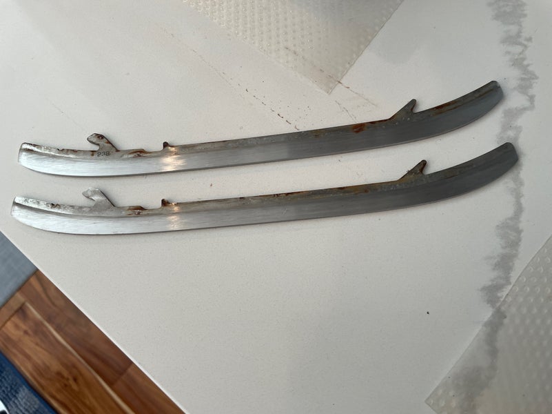 Bauer steel 238 mm Skate Size 44.5 SidelineSwap Buy and Sell on