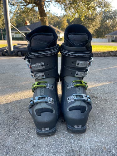 Used Salomon Ski Boots