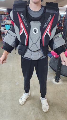 Used Large Vaughn SLR3 Pro Carbon Goalie Chest Protector Pro Stock