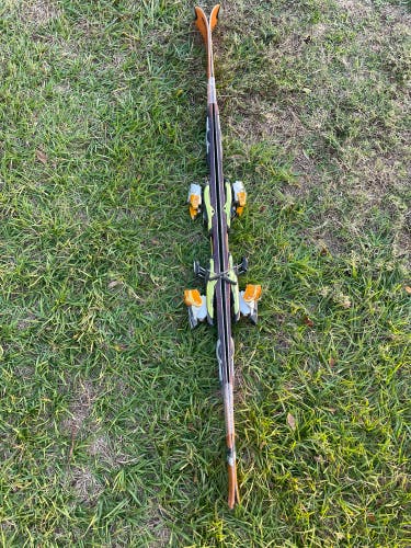 Used 180 cm Skis