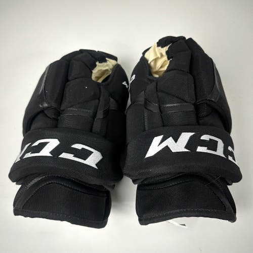 Brand New Black CCM HG12 Philadelphia Flyers Gloves 15"