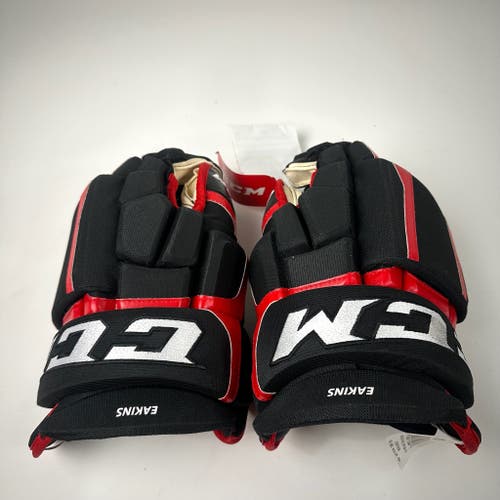 Brand New Black and Red CCM HGCLPP Gloves Rockford Icehogs 15"