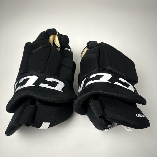 Brand New Black CCM HGTKSP Gloves Colorado Eagles 15"
