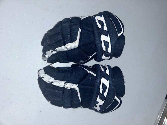 CCM 13" Tacks 9060 Gloves